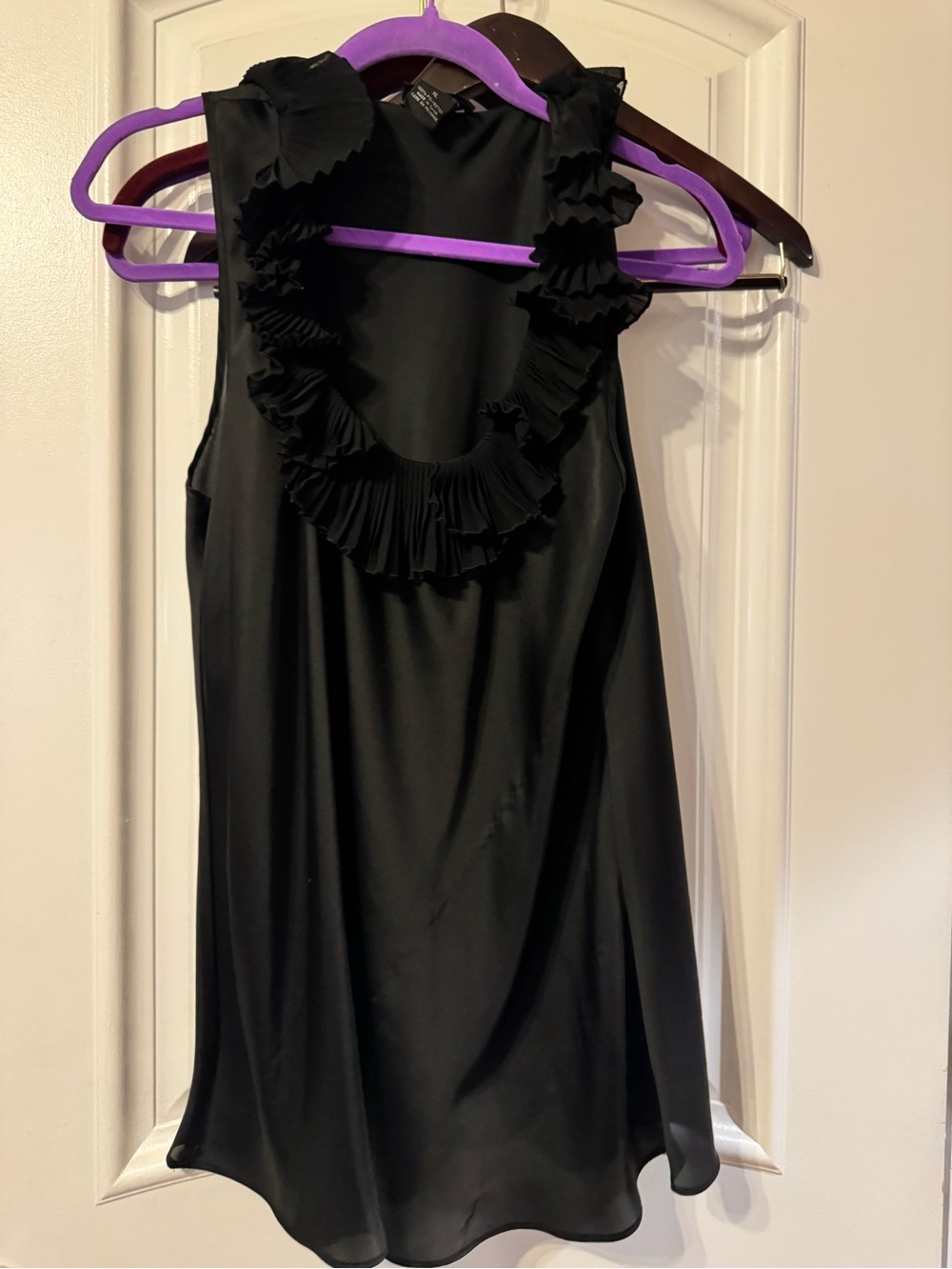 Women’s Black Ruffle-Trim Top size XL